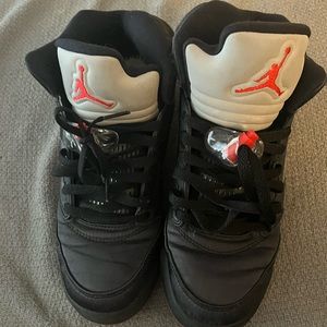 Jordan 5 size 7YOUTH = 7.5m & 9w
